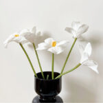 Hoa tuylip giả trang trí nhà cửa