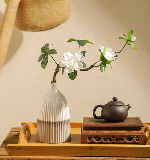 Hoa đỗ quyên giả trang trí nhà cửa