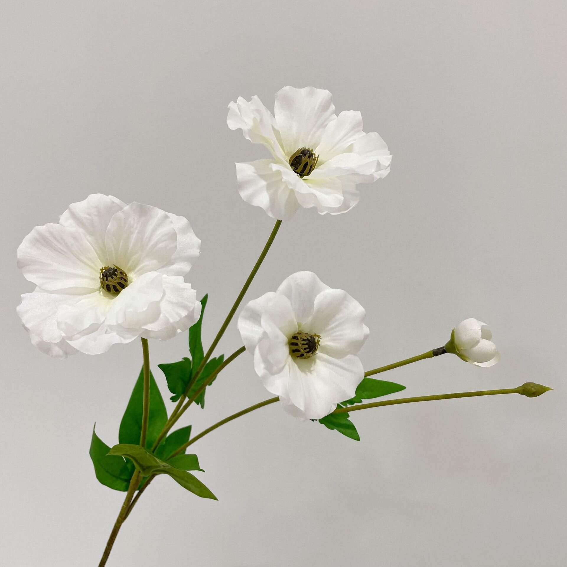 Hoa cánh bướm giả trang trí nhà cửa