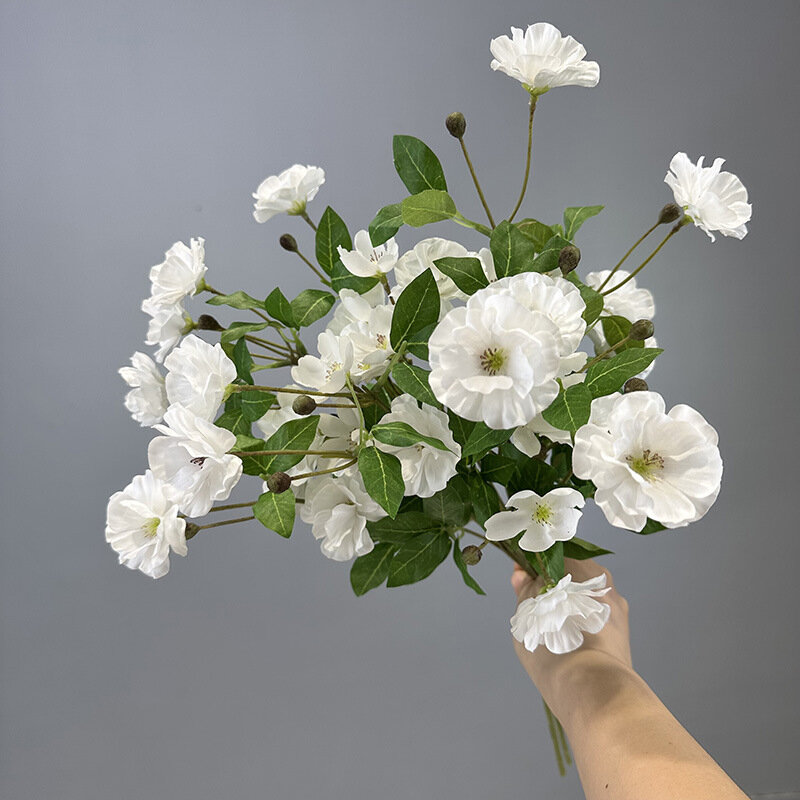 Hoa cánh bướm giả trang trí nhà cửa