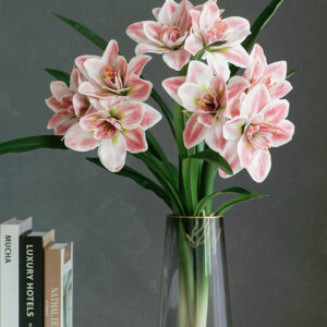 Hoa loa kèn giả trang trí nhà cửa