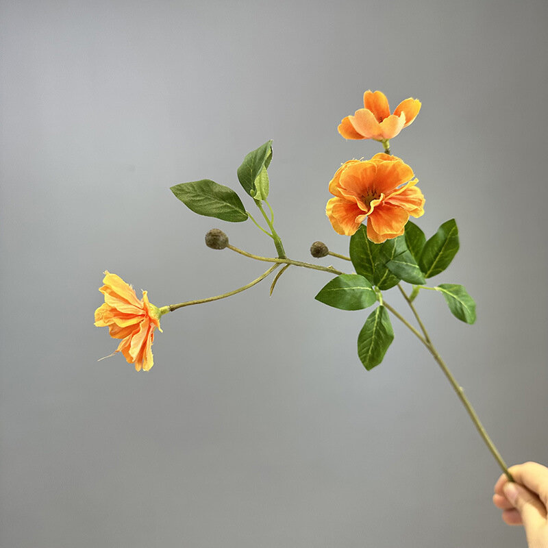 Hoa cánh bướm giả trang trí nhà cửa