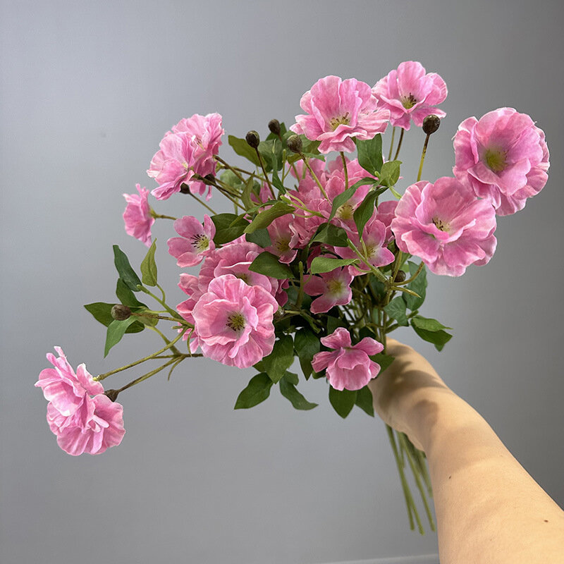 Hoa cánh bướm giả trang trí nhà cửa