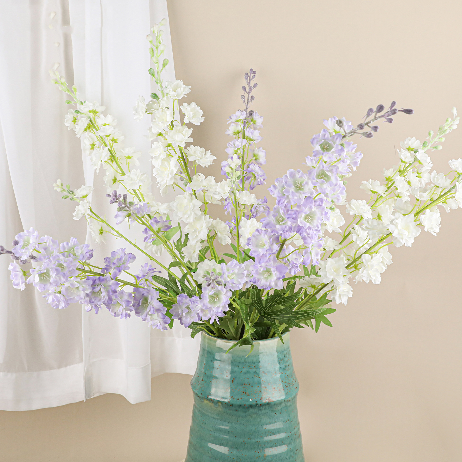 Hoa phi yến giả trang trí nhà cửa Hoa phi yến giả trang trí nhà cửa